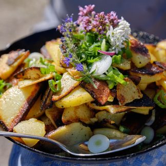 So. 01.03.2026 Happy Sunday - Das Sonntagsessen mit Familie & Freunden