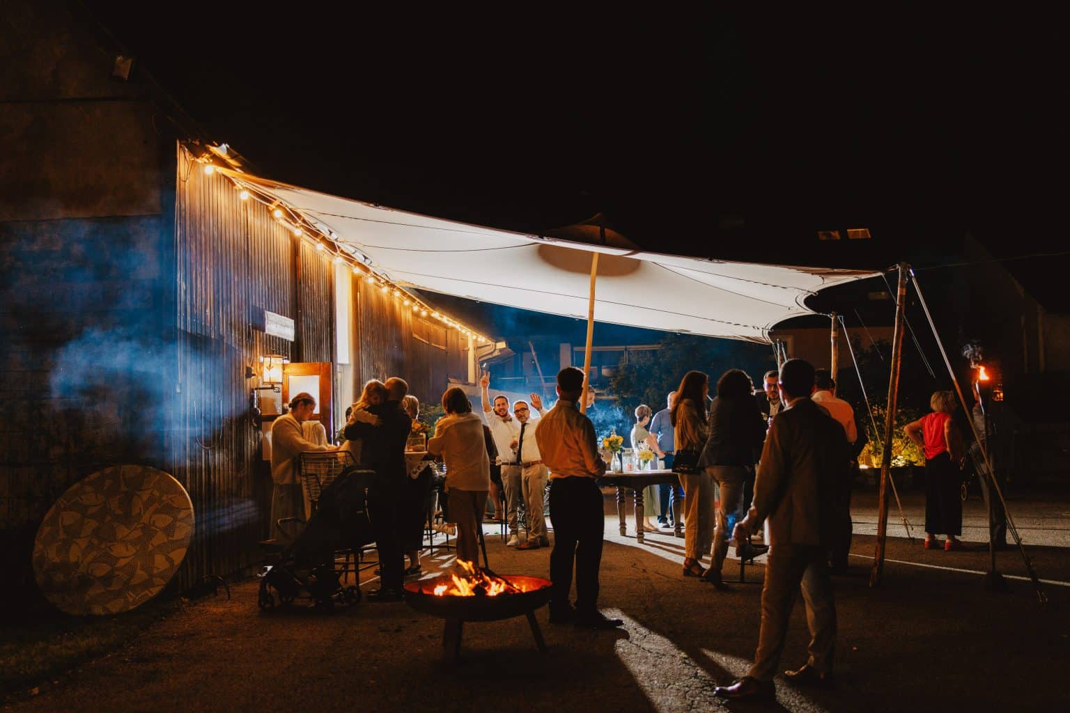 11_3_Scheune_2024-07-13_Daniela_Arold-Sciacca_und_Salvatore_Sciacca_TOBIAS-FROEHNER-PHOTOGRAPHY_MF_1891