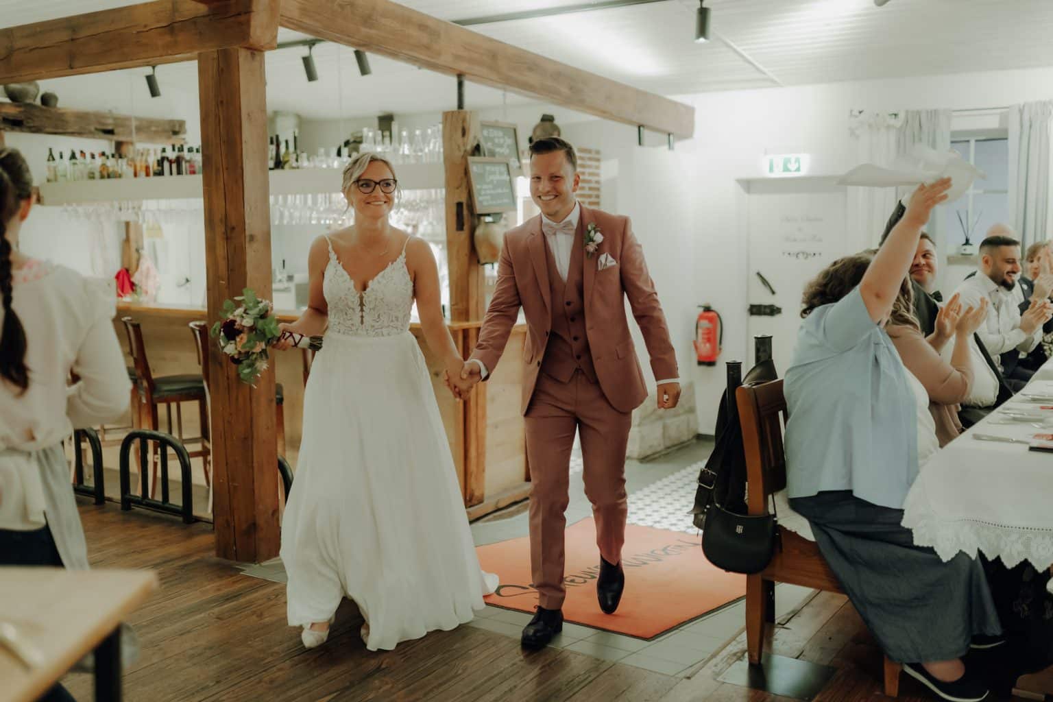 3_2_Kuhstall_623 - 07-Feier-5