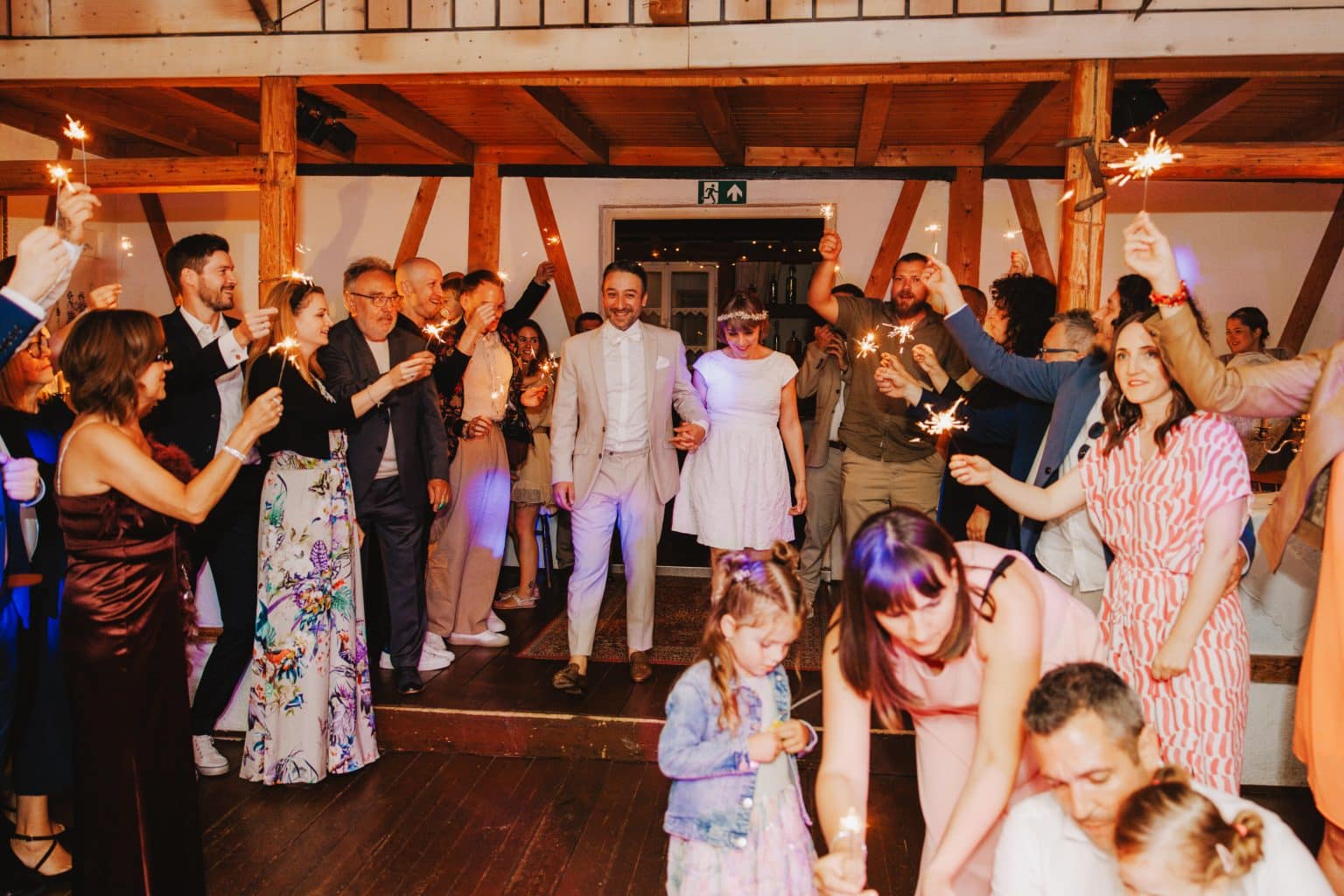 3_3_Party_Scheune_2024-07-13_Daniela_Arold-Sciacca_und_Salvatore_Sciacca_TOBIAS-FROEHNER-PHOTOGRAPHY_MF_1697