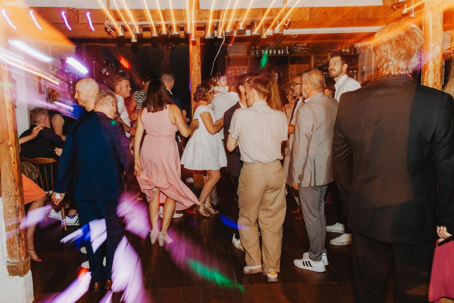 3_3_Party_Scheune_2024-07-13_Daniela_Arold-Sciacca_und_Salvatore_Sciacca_TOBIAS-FROEHNER-PHOTOGRAPHY_MF_1759
